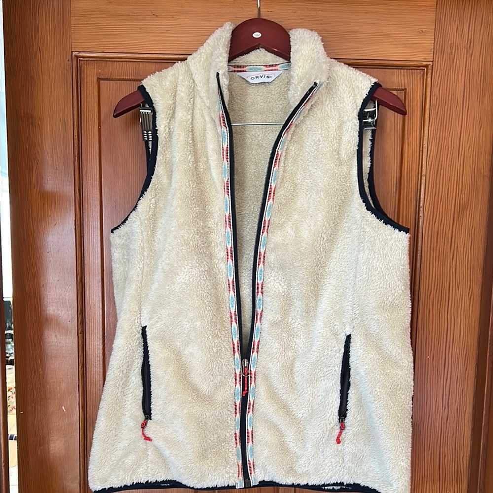 Or is Cream Sherpa Vest with Black Trim